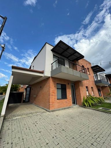 Casa en arriendo Risaralda Pereira Pereira 169 m2 Habitaciones 3 Baños 3 Garajes 1 Precio $5990000