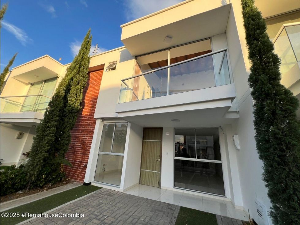 Casa en arriendo Norte De Santander Villa Del Rosario Villa Del Rosario 170 m2 Habitaciones 3 Baños 3 Garajes 2 Precio $3700000