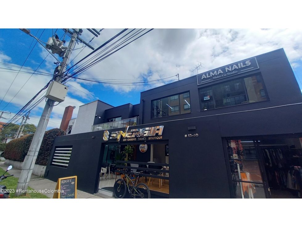 Oficina en arriendo Cundinamarca Bogotá Nuevo Contry 9 m2 Habitaciones 0 Baños 1 Garajes 0 Precio $1550000