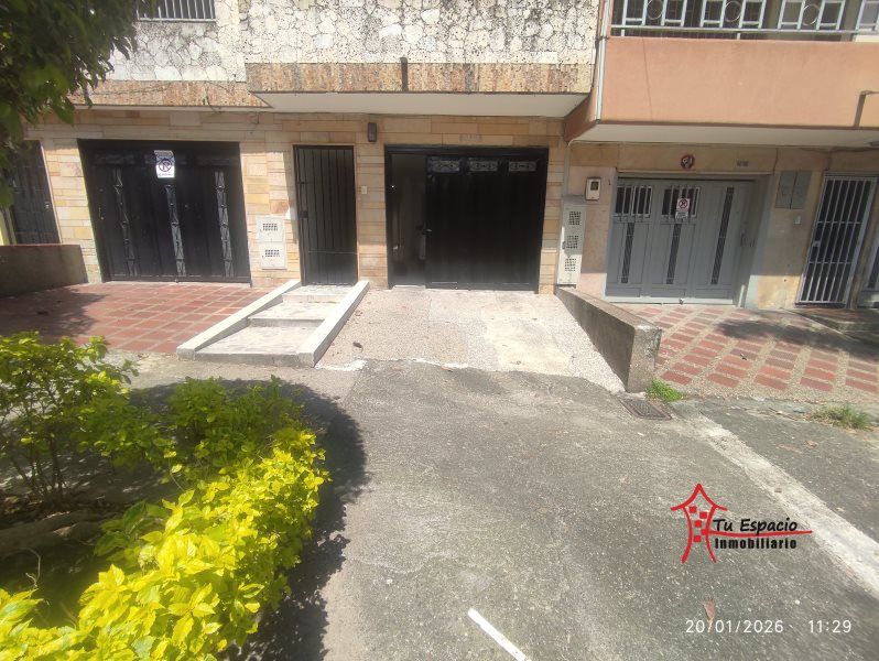 Casa en arriendo Antioquia Medellín Lorena 350 m2 Habitaciones 5 Baños 3 Garajes 0 Precio $5600000