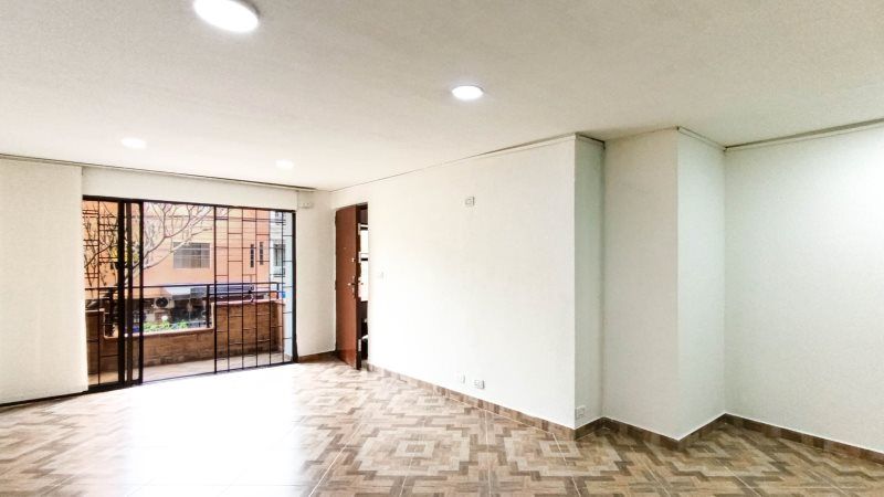 Apartamento en arriendo Antioquia Medellín La Floresta 95 m2 Habitaciones 3 Baños 2 Garajes 1 Precio $3200000