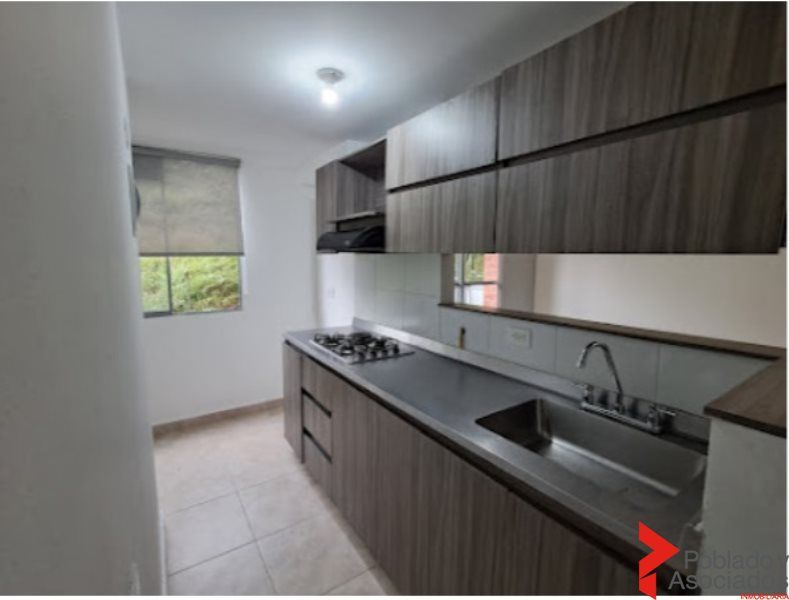 Apartamento en arriendo Antioquia Envigado Primavera 67 m2 Habitaciones 3 Baños 2 Garajes 1 Precio $2500000