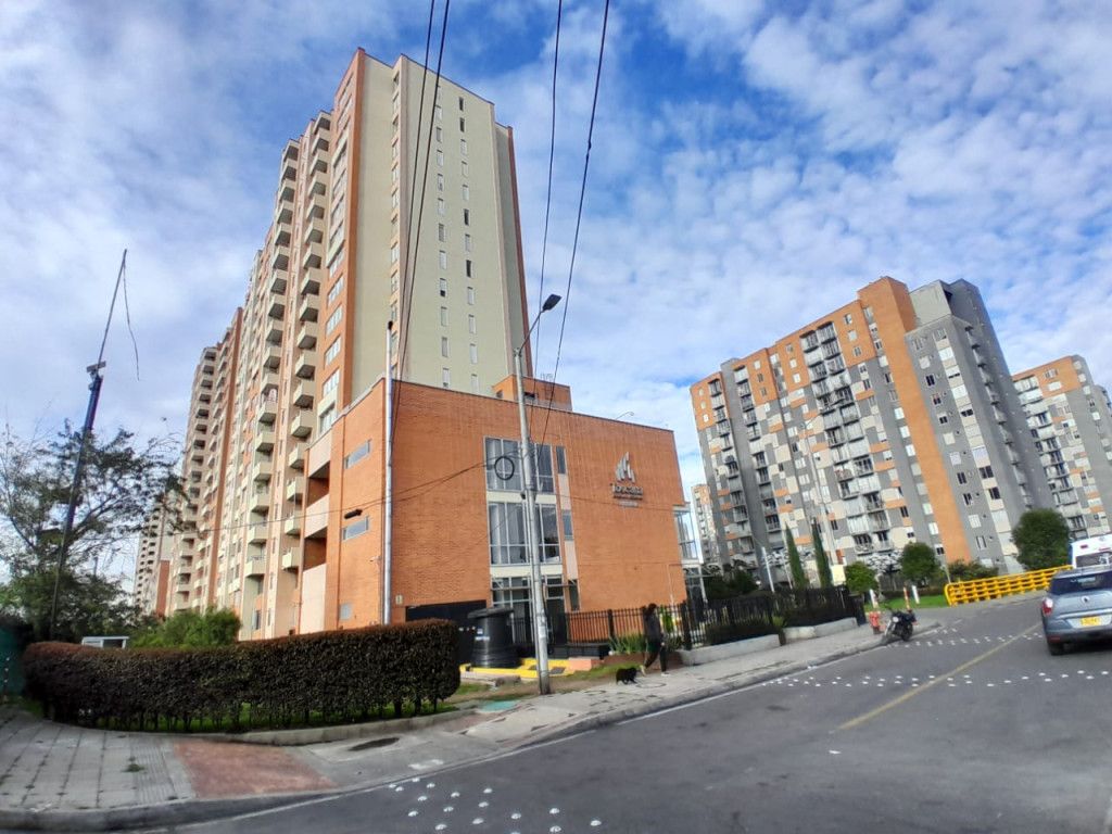 Apartamento en venta Cundinamarca Bogotá El Tintal Asd 72 m2 Habitaciones 3 Baños 2 Garajes 1 Precio $500000000