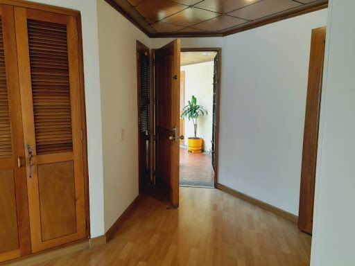 Apartamento en venta Cundinamarca Bogotá El Contador 81 m2 Habitaciones 3 Baños 2 Garajes 2 Precio $420000000
