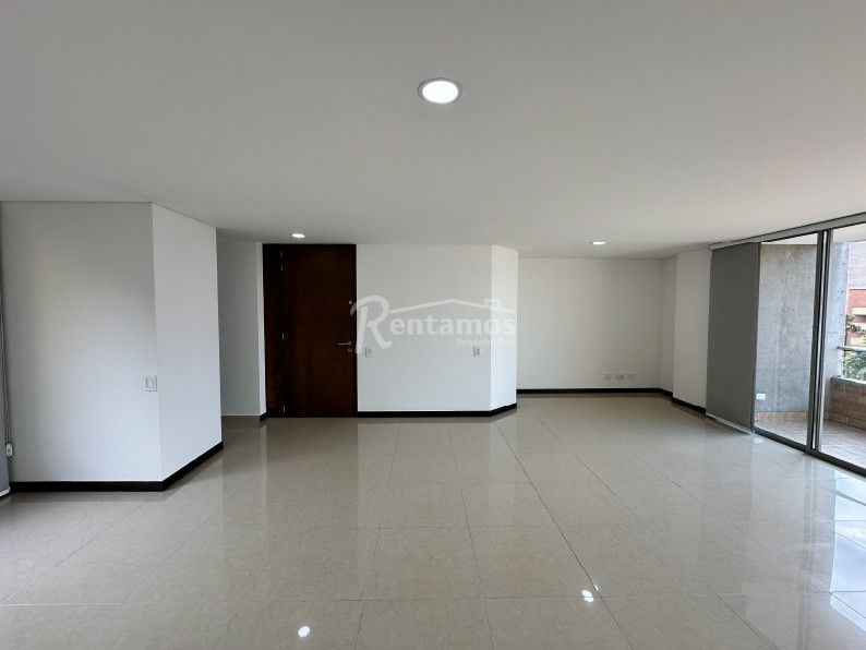 Apartamento en arriendo Antioquia Medellín Asomadera No2 100 m2 Habitaciones 2 Baños 2 Garajes 1 Precio $5500000