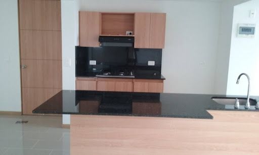 Apartamento en arriendo Antioquia Medellín La Candelaria 65 m2 Habitaciones 2 Baños 2 Garajes 1 Precio $3000000