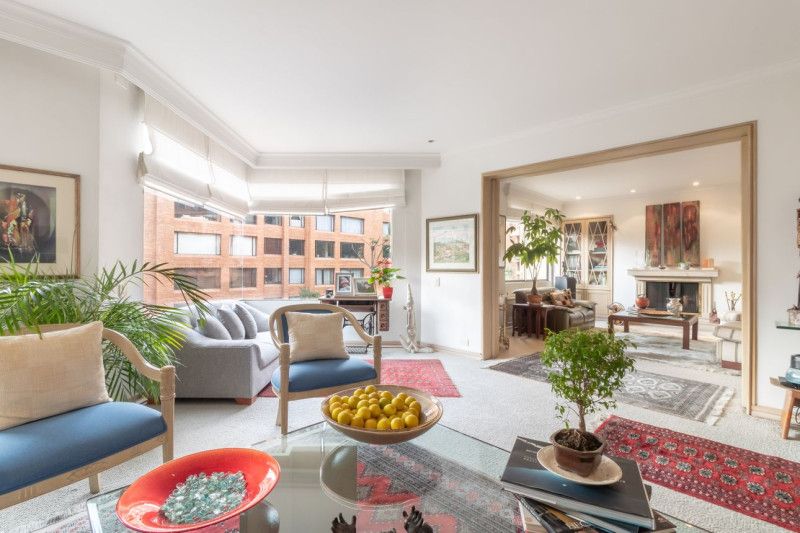 Apartamento en arriendo Cundinamarca Bogotá Los Rosales 386 m2 Habitaciones 4 Baños 4 Garajes 4 Precio $20850000