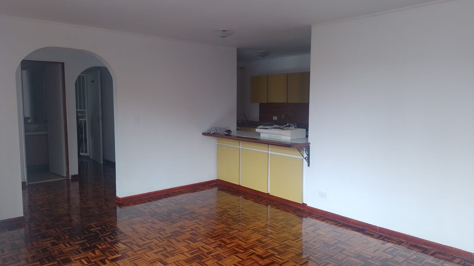 Apartamento en arriendo Antioquia Medellín La Palma 70 m2 Habitaciones 2 Baños 1 Garajes 1 Precio $2400000
