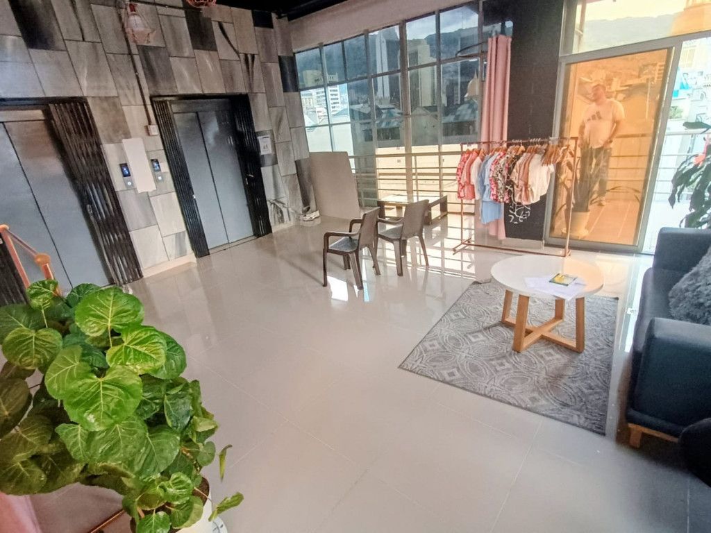 Bodega en arriendo Antioquia Medellín Guayaquil 200 m2 Habitaciones 0 Baños 2 Garajes 0 Precio $15000000