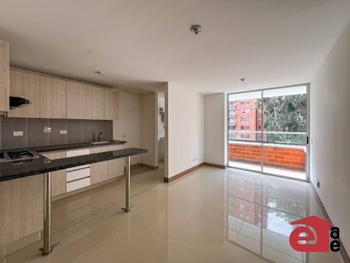 Apartamento en arriendo Antioquia Envigado Loma Del Barro 68 m2 Habitaciones 3 Baños 2 Garajes 1 Precio $3500000