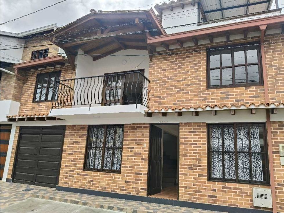 Casa en venta Antioquia La Ceja San Cayetano 145 m2 Habitaciones 3 Baños 3 Garajes 1 Precio $500000000