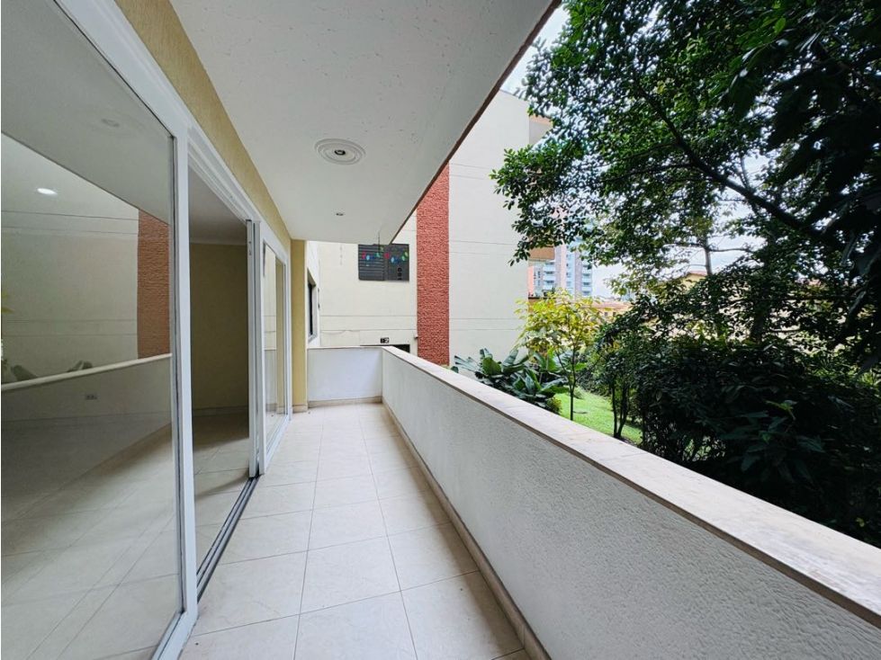 Apartamento en venta Antioquia Medellín Bombona No 2 202 m2 Habitaciones 3 Baños 2 Garajes 2 Precio $950000000