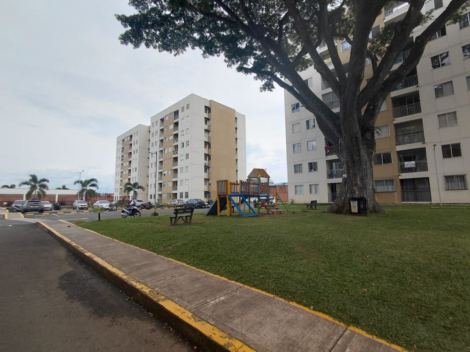 Apartamento en venta Valle Del Cauca Jamundí Alferez Real 55 m2 Habitaciones 2 Baños 2 Garajes 1 Precio $215000000