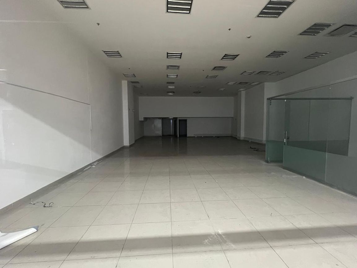 Local en arriendo Antioquia Envigado La Pradera 212 m2 Habitaciones 0 Baños 1 Garajes 0 Precio $30000000