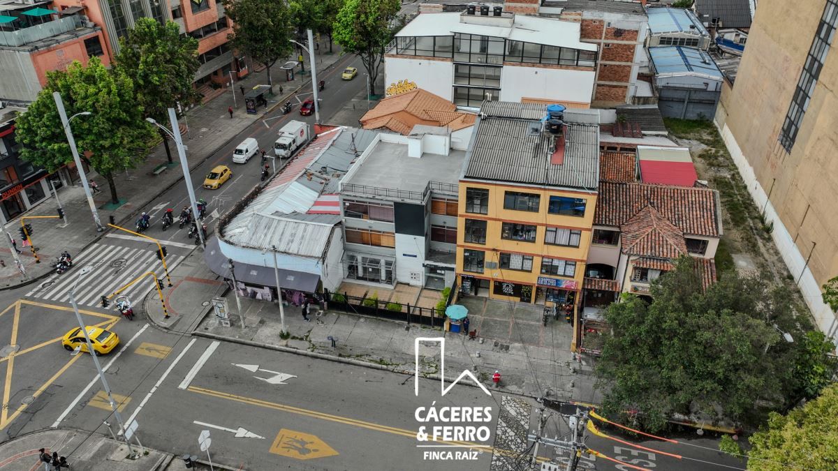 Edificio en arriendo Cundinamarca Bogotá La Porciuncula 450 m2 Habitaciones 8 Baños 5 Garajes 0 Precio $18000000