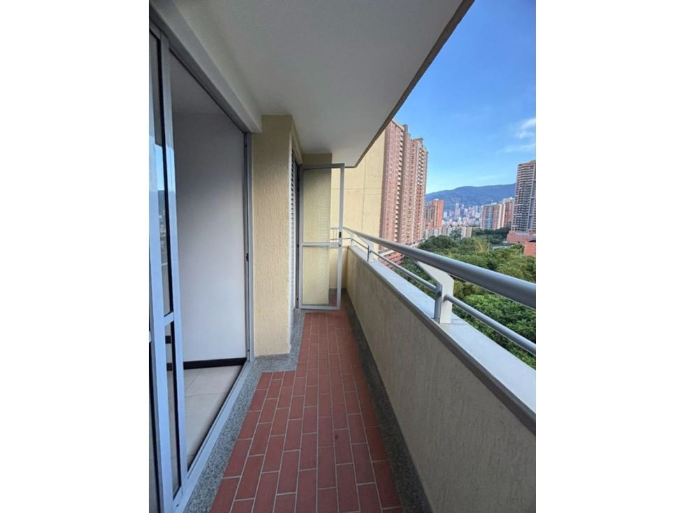 Apartamento en venta Antioquia Itagüí Itagüí 68 m2 Habitaciones 3 Baños 2 Garajes 1 Precio $437000000