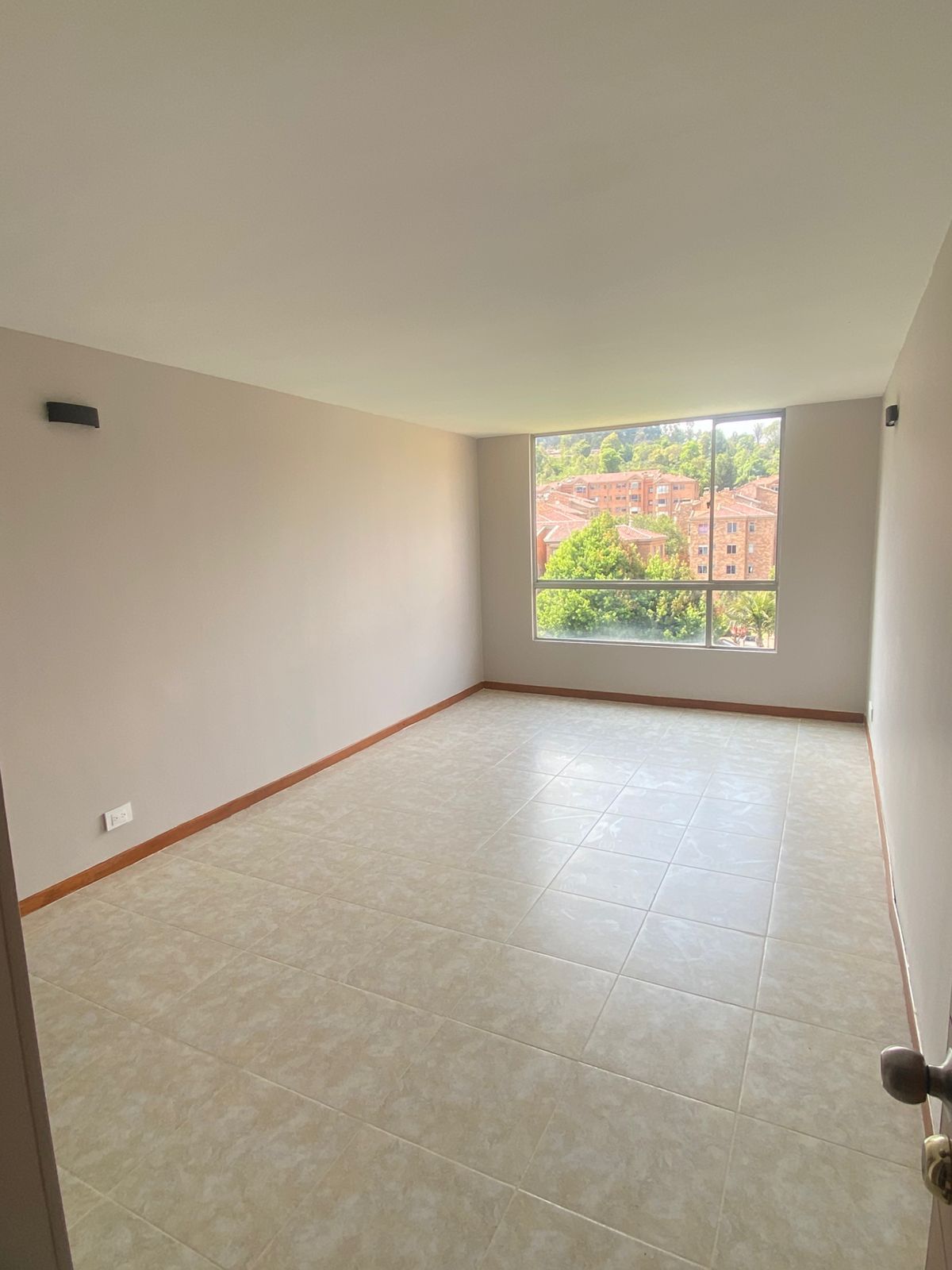 Apartamento en venta Cundinamarca Bogotá Casa Blanca Suba 74 m2 Habitaciones 3 Baños 2 Garajes 1 Precio $440000000