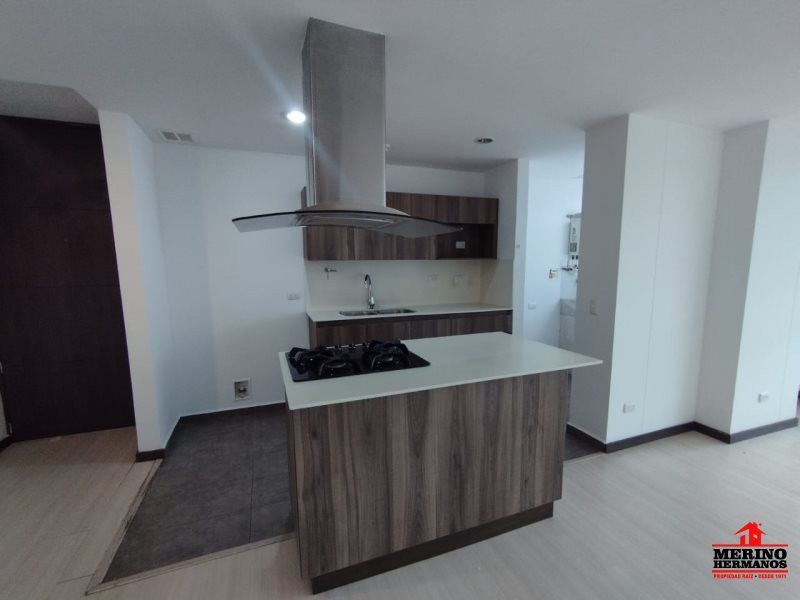 Apartamento en arriendo Antioquia Envigado Zúñiga 100 m2 Habitaciones 3 Baños 2 Garajes 1 Precio $5000000