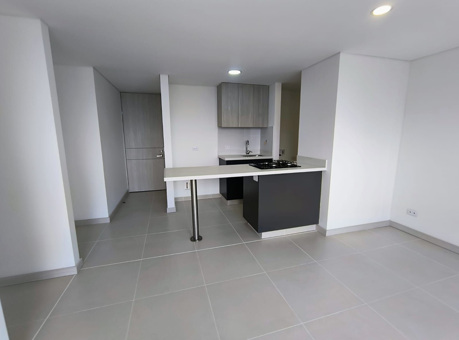 Apartamento en arriendo Antioquia La Estrella Ancón San Martín 70 m2 Habitaciones 3 Baños 2 Garajes 1 Precio $2700000