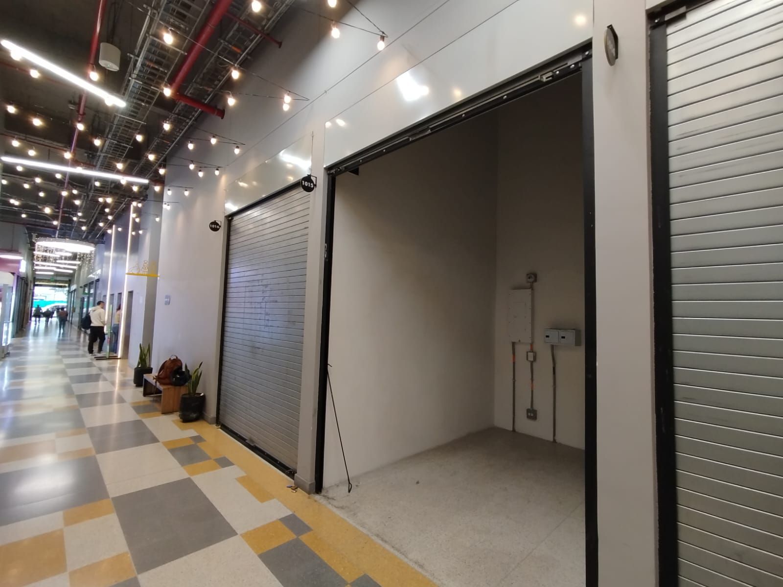 Local en arriendo Antioquia Bello Zona Comercial Puerta Del Norte 1 Y 2 8 m2 Habitaciones 0 Baños 0 Garajes 0 Precio $1314000