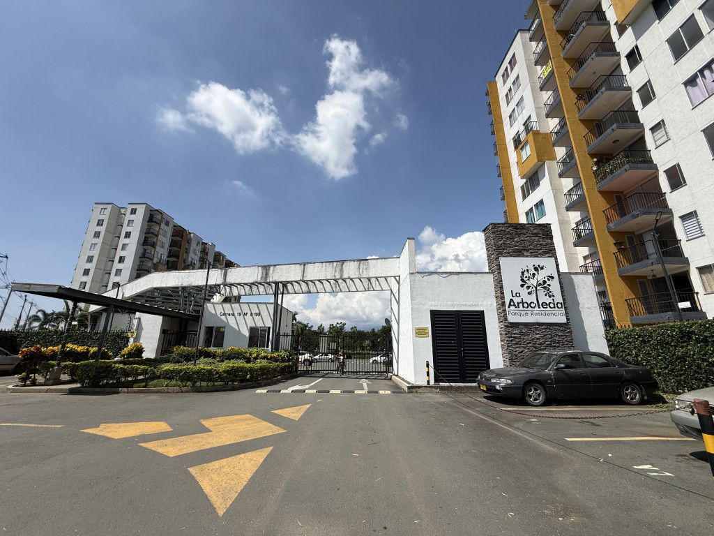 Apartamento en arriendo Valle Del Cauca Jamundí Sachamate 65 m2 Habitaciones 3 Baños 2 Garajes 1 Precio $1120000