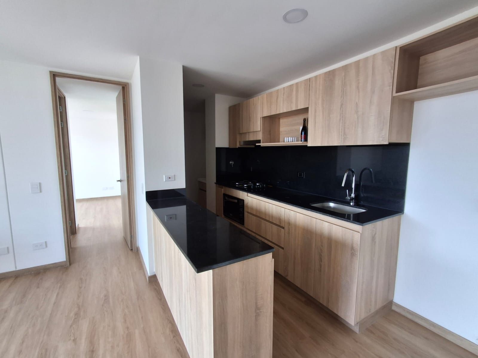 Apartamento en arriendo Antioquia Medellín Belen 84 m2 Habitaciones 2 Baños 3 Garajes 1 Precio $3600000