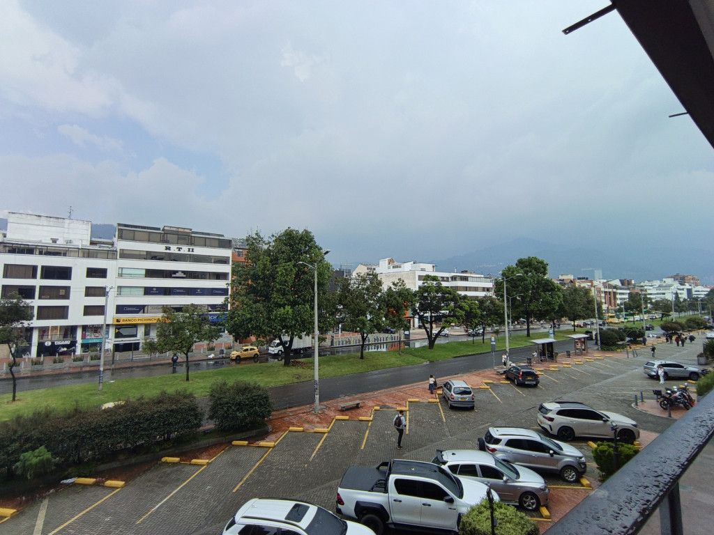 Local en arriendo Cundinamarca Bogotá Santa Barbara Occidental 24 m2 Habitaciones 0 Baños 1 Garajes 0 Precio $1850000