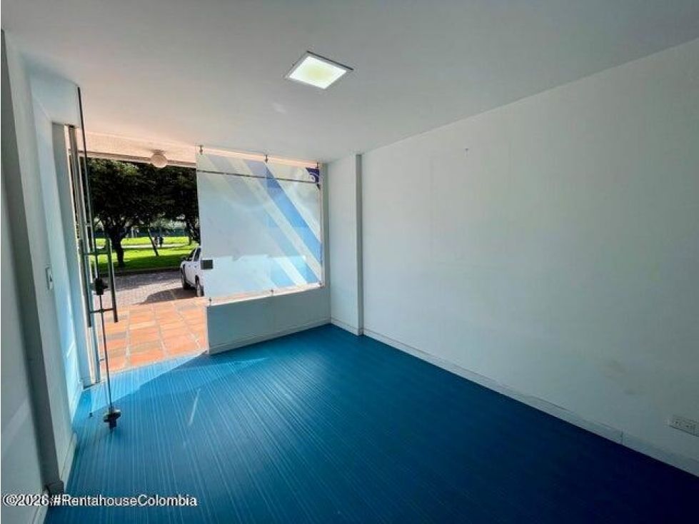 Oficina en venta Cundinamarca Bogotá Granada Norte 19 m2 Habitaciones 0 Baños 1 Garajes 0 Precio $250000000