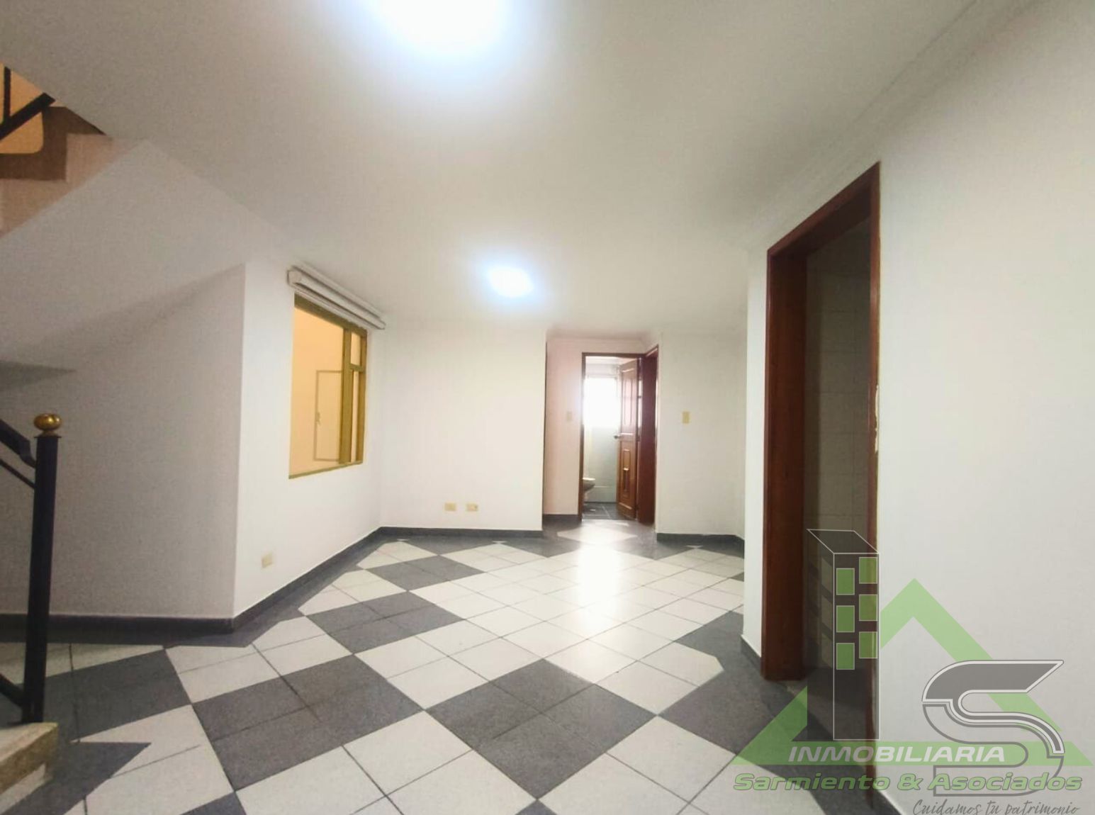 Casa en arriendo Cundinamarca Zipaquirá Algarra Iii 300 m2 Habitaciones 6 Baños 5 Garajes 2 Precio $4500000