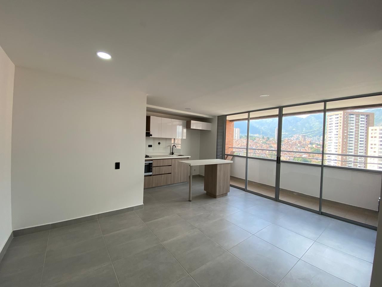 Apartamento en venta Antioquia Bello Andalucía 76 m2 Habitaciones 3 Baños 2 Garajes 1 Precio $620000000