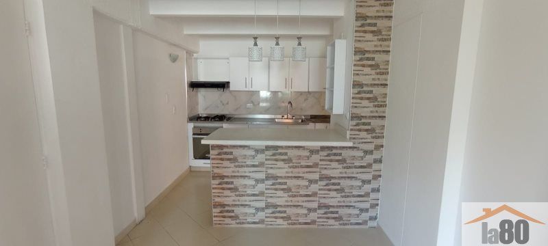 Apartamento en arriendo Antioquia Medellín Urbanizacion Cedros De La Colina 66 m2 Habitaciones 3 Baños 2 Garajes 0 Precio $3100000
