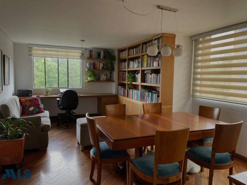 Apartamento en venta Antioquia Medellín Urbanizacion Villa Linda 138 m2 Habitaciones 3 Baños 3 Garajes 4 Precio $930000000