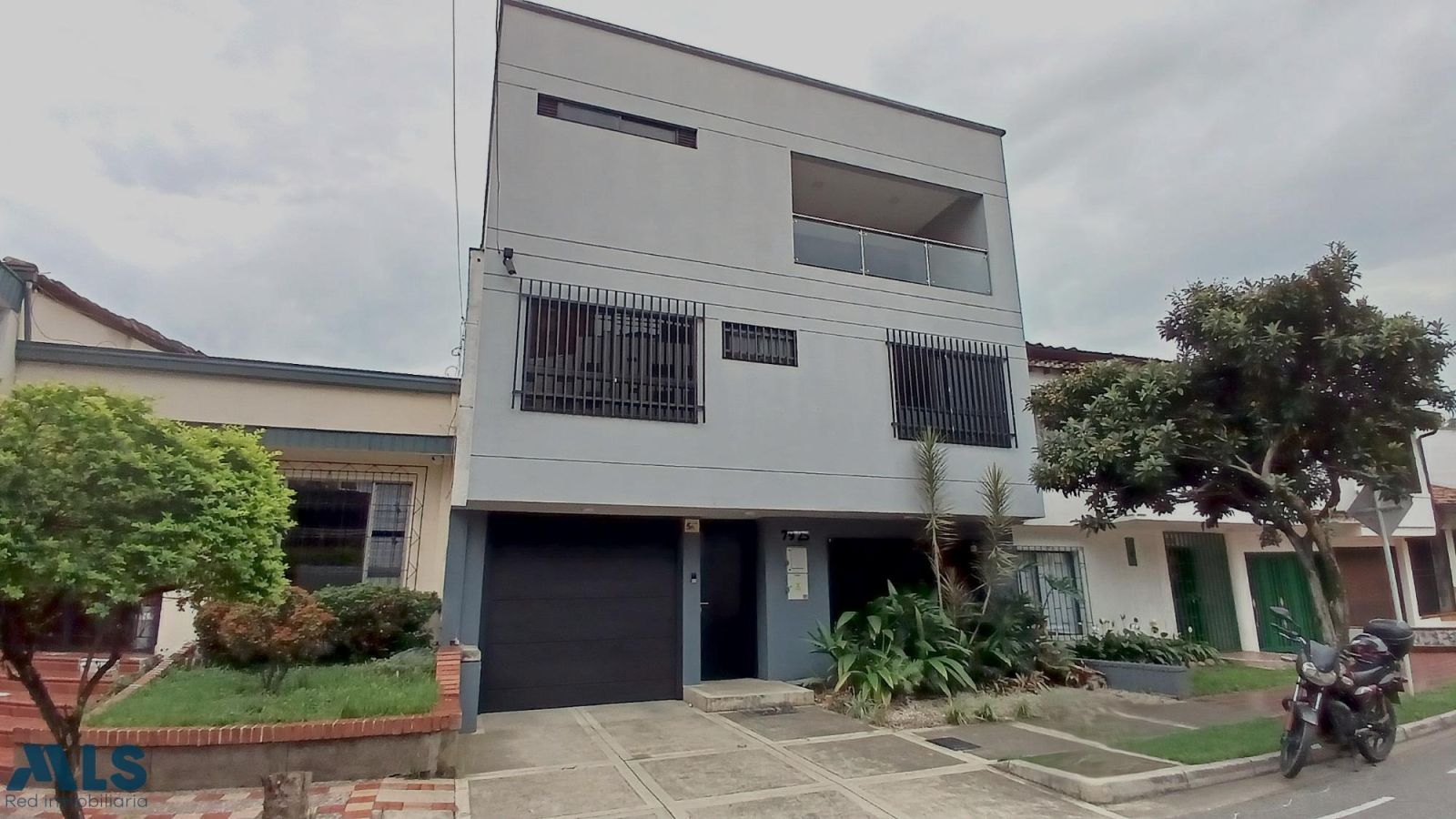 Casa en venta Antioquia Medellín Los Colores 630 m2 Habitaciones 5 Baños 5 Garajes 2 Precio $4000000000