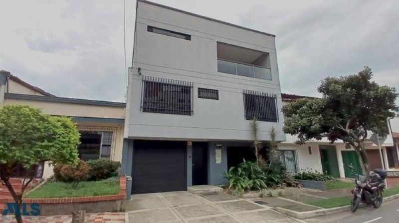 Casa en venta Antioquia Medellín Los Colores 630 m2 Habitaciones 5 Baños 5 Garajes 2 Precio $4000000000
