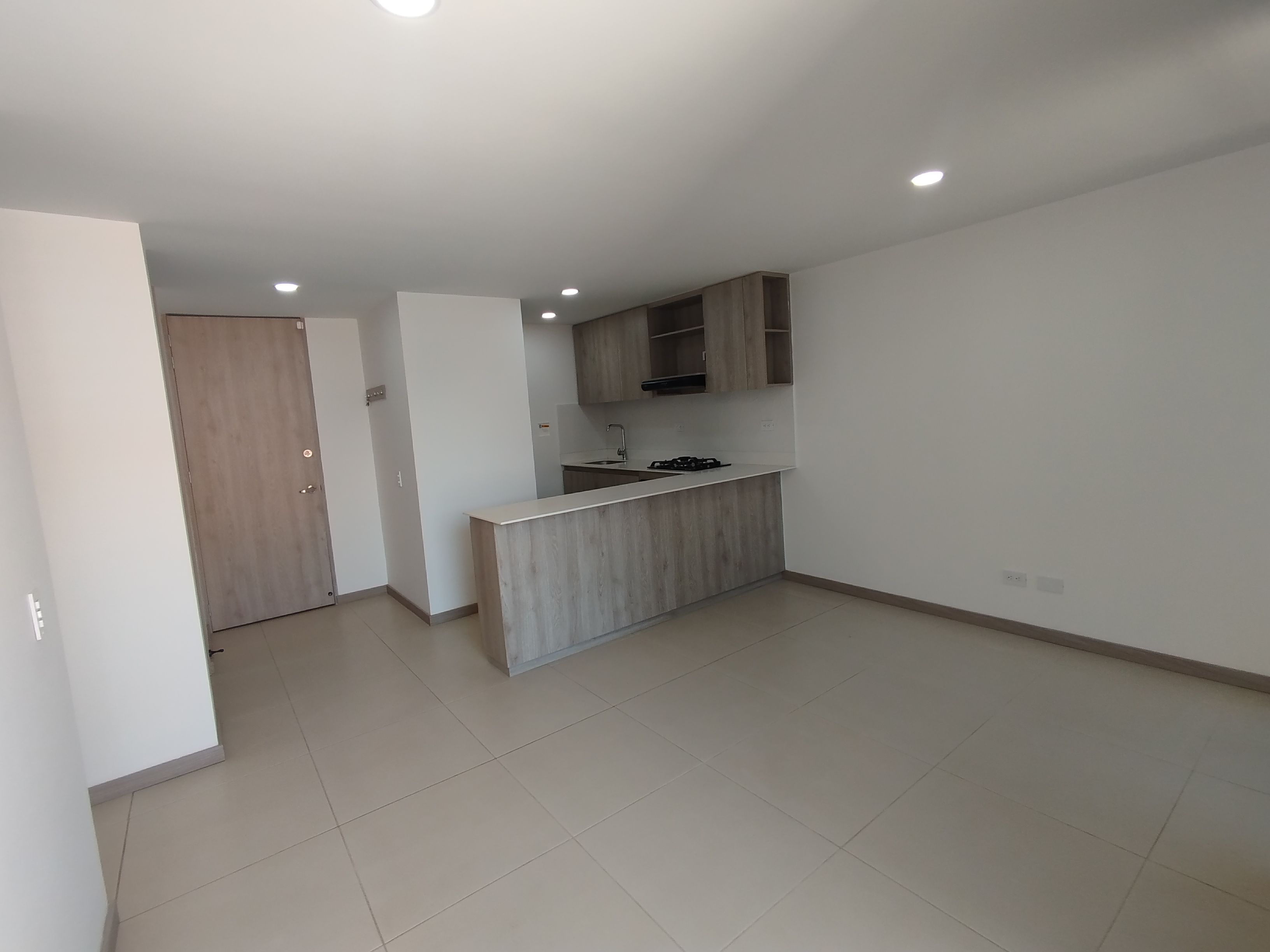 Apartamento en arriendo Antioquia Itagüí Zona Industrial 1 76 m2 Habitaciones 3 Baños 2 Garajes 0 Precio $3300000
