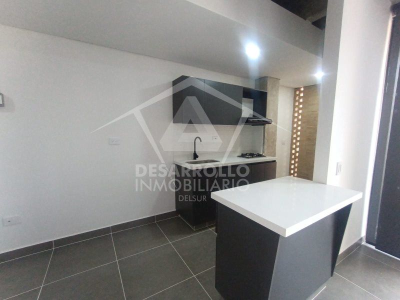 Apartaestudio en arriendo Antioquia Sabaneta Calle Larga 33 m2 Habitaciones 1 Baños 1 Garajes 0 Precio $1800000