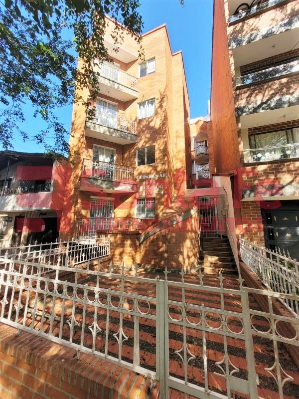 Apartamento en arriendo Antioquia Envigado El Dorado 86 m2 Habitaciones 3 Baños 2 Garajes 0 Precio $2300000