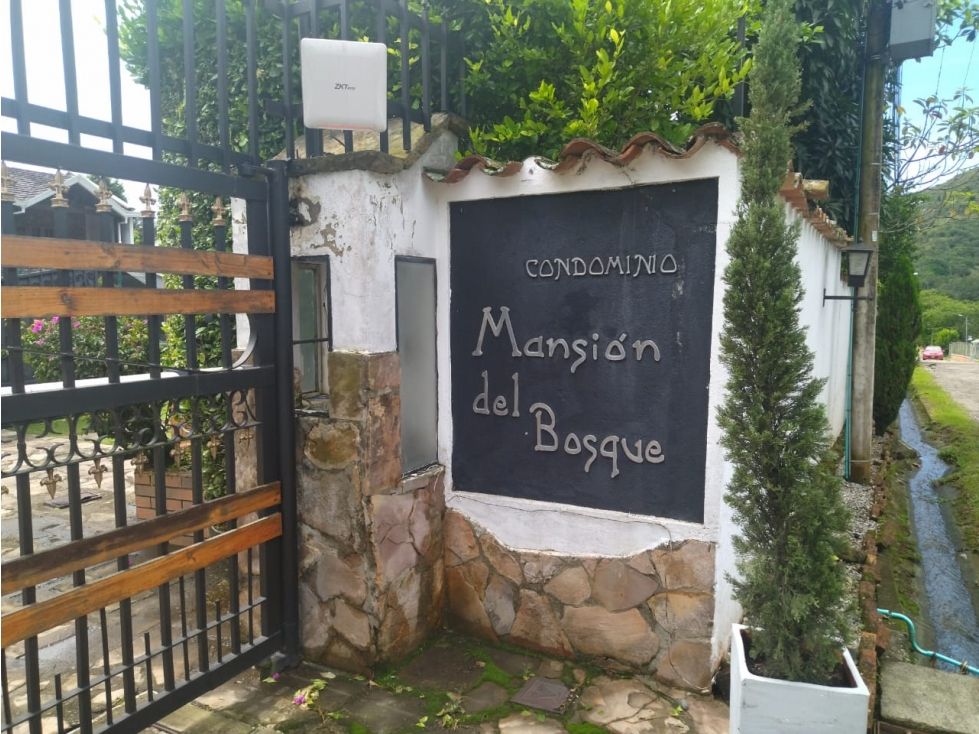 Casa en venta Santander Piedecuesta Br Paseo Cataluña 183 m2 Habitaciones 3 Baños 5 Garajes 2 Precio $1350000000