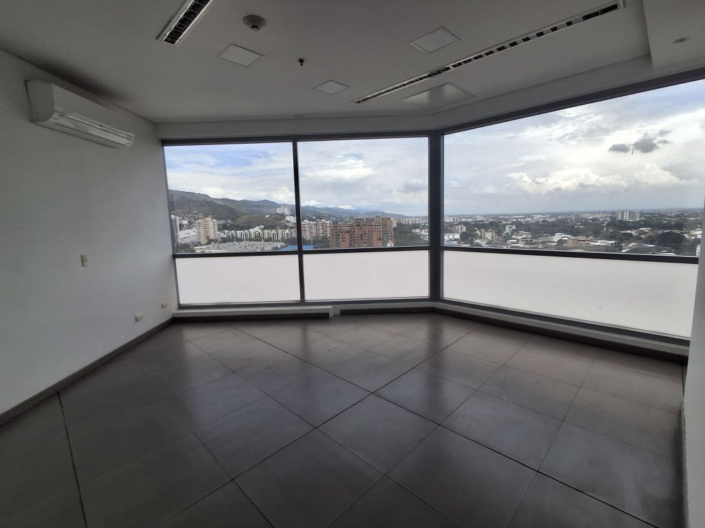 Consultorio en arriendo Valle Del Cauca Cali Chipichape 30 m2 Habitaciones 0 Baños 1 Garajes 0 Precio $3400000