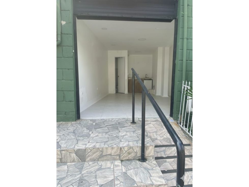 Local en arriendo Antioquia Medellín San Antonio De Prado 30 m2 Habitaciones 0 Baños 1 Garajes 0 Precio $1600000