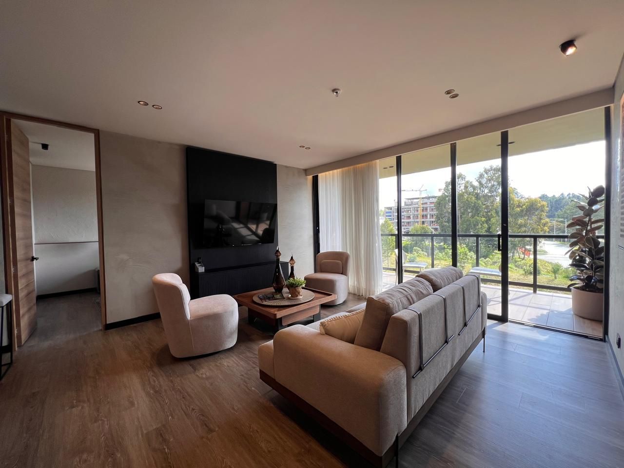 Apartamento en arriendo Antioquia Medellín Calle Nueva 200 m2 Habitaciones 2 Baños 3 Garajes 2 Precio $15800000