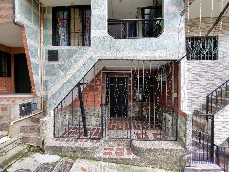 Casa en venta Antioquia Itagüí Calatrava 58 m2 Habitaciones 3 Baños 1 Garajes 0 Precio $200000000