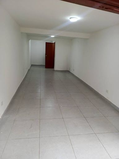 Local en arriendo Antioquia Medellín Cuarta Brigada 30 m2 Habitaciones 0 Baños 1 Garajes 0 Precio $3000000