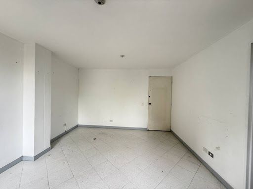 Oficina en arriendo Antioquia Medellín Los Conquistadores 22 m2 Habitaciones 0 Baños 1 Garajes 0 Precio $1600000