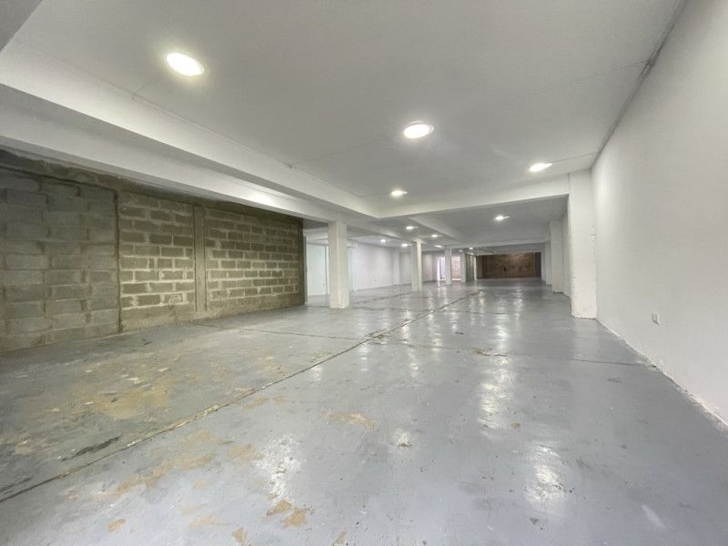 Local en arriendo Valle Del Cauca Cali Santa Mónica 340 m2 Habitaciones 0 Baños 2 Garajes 2 Precio $4850000