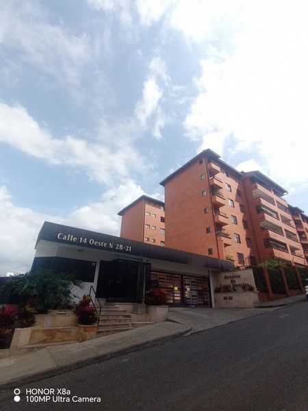 Apartamento en arriendo Valle Del Cauca Cali Bellavista 121 m2 Habitaciones 4 Baños 4 Garajes 2 Precio $3950000