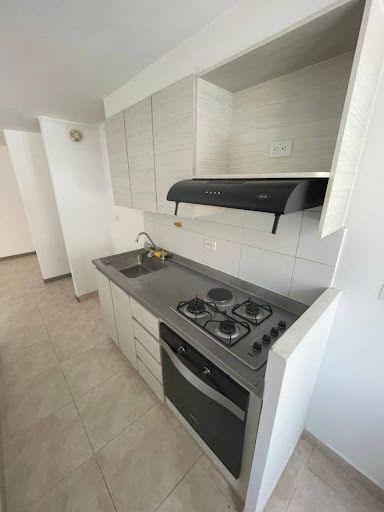 Apartamento en arriendo Antioquia Envigado Loma Del Barro 70 m2 Habitaciones 3 Baños 2 Garajes 1 Precio $2900000