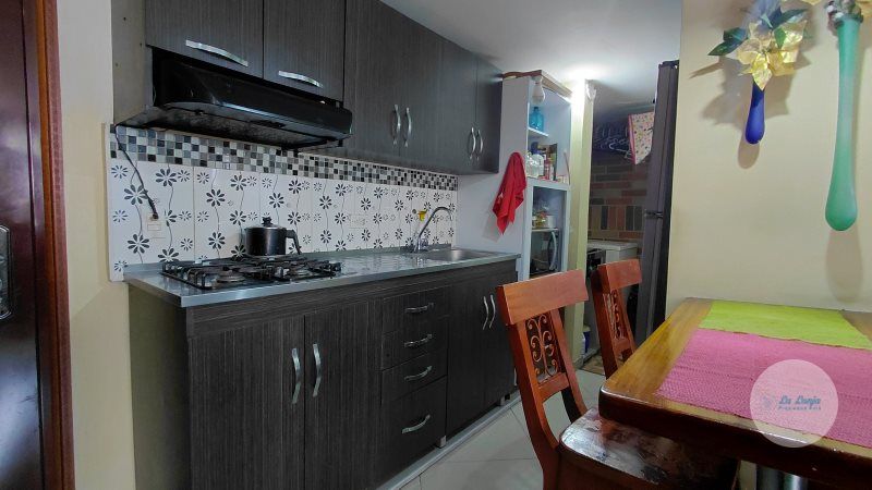 Apartamento en arriendo Antioquia Medellín Santa Rosa De Lima 60 m2 Habitaciones 3 Baños 2 Garajes 1 Precio $2300000