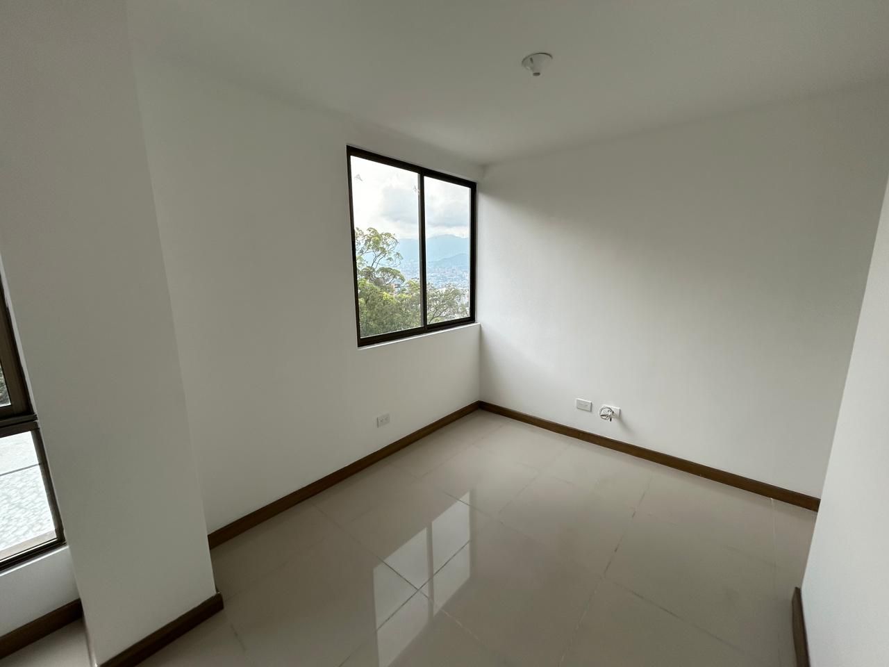 Apartamento en arriendo Antioquia Medellín Altos Del Poblado 85 m2 Habitaciones 3 Baños 2 Garajes 2 Precio $5200000