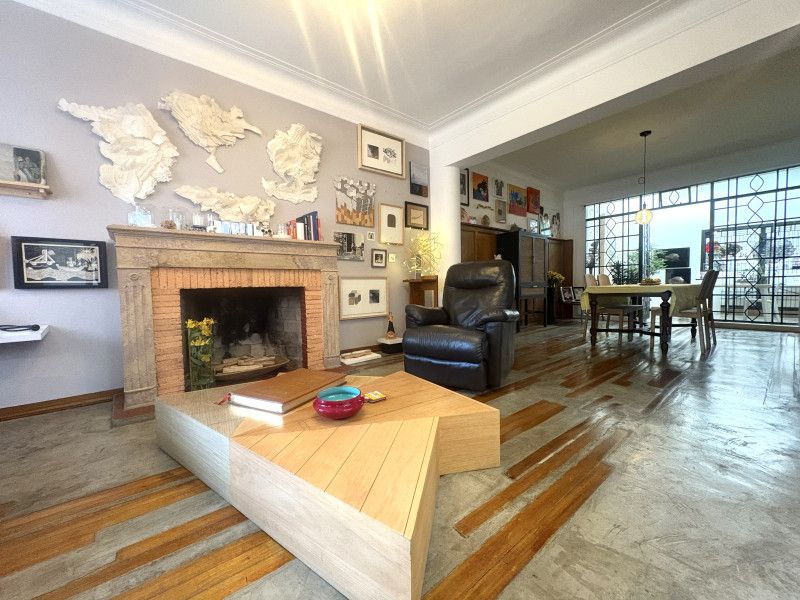 Casa en venta Cundinamarca Bogotá Quinta Camacho 282 m2 Habitaciones 3 Baños 5 Garajes 0 Precio $1850000000